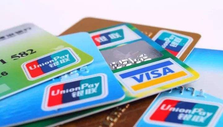 東亞銀行銷戶潮來襲！外貿(mào)企業(yè)應(yīng)如何應(yīng)對(duì)